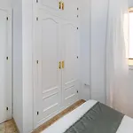 Cozy In With Views Apartment