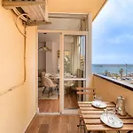 Apartment Cozy In With Views *
