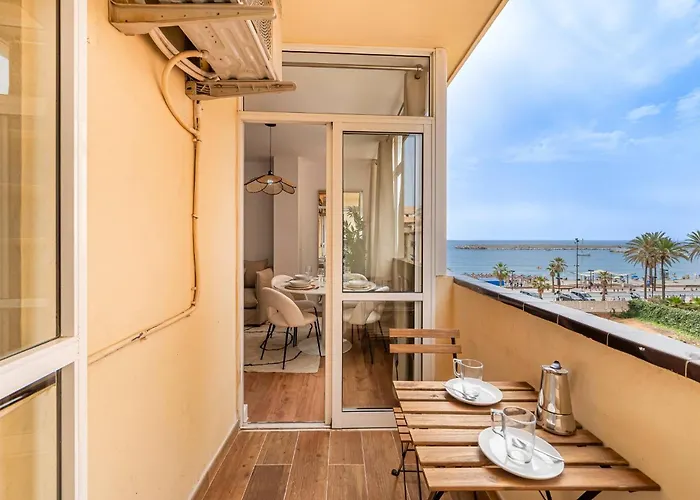 Апартаменты Cozy In With Views *