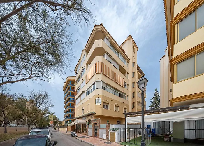 Cozy In With Views Фуэнхирола