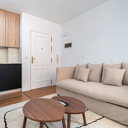 Cozy In With Views Apartament